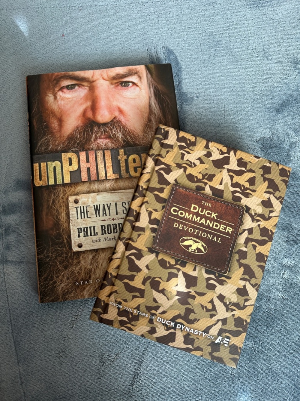 🛑 SOLD 🛑 The Duck Commander Devotional - Camo Cover & unPhiltered hardbacks